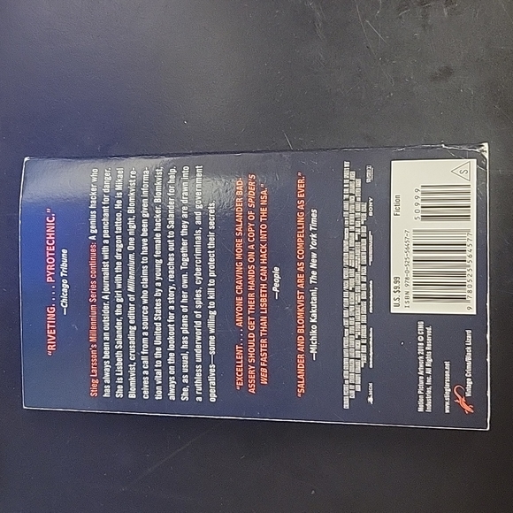 The Girl in the Spider's Web Book - Picture 2 of 6